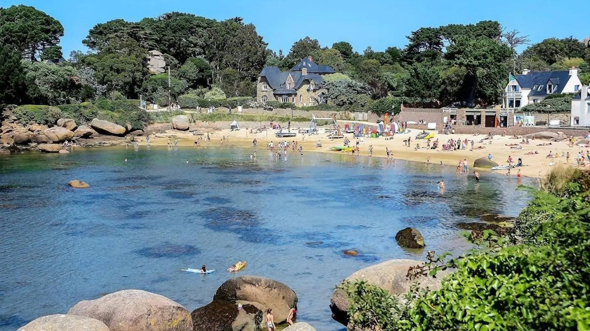 Appartement Mansarde Avec Terrasse A 100M De La Plage St-Guirec, Ploumanac'H - Fr-1-368-161 Perros-Guirec